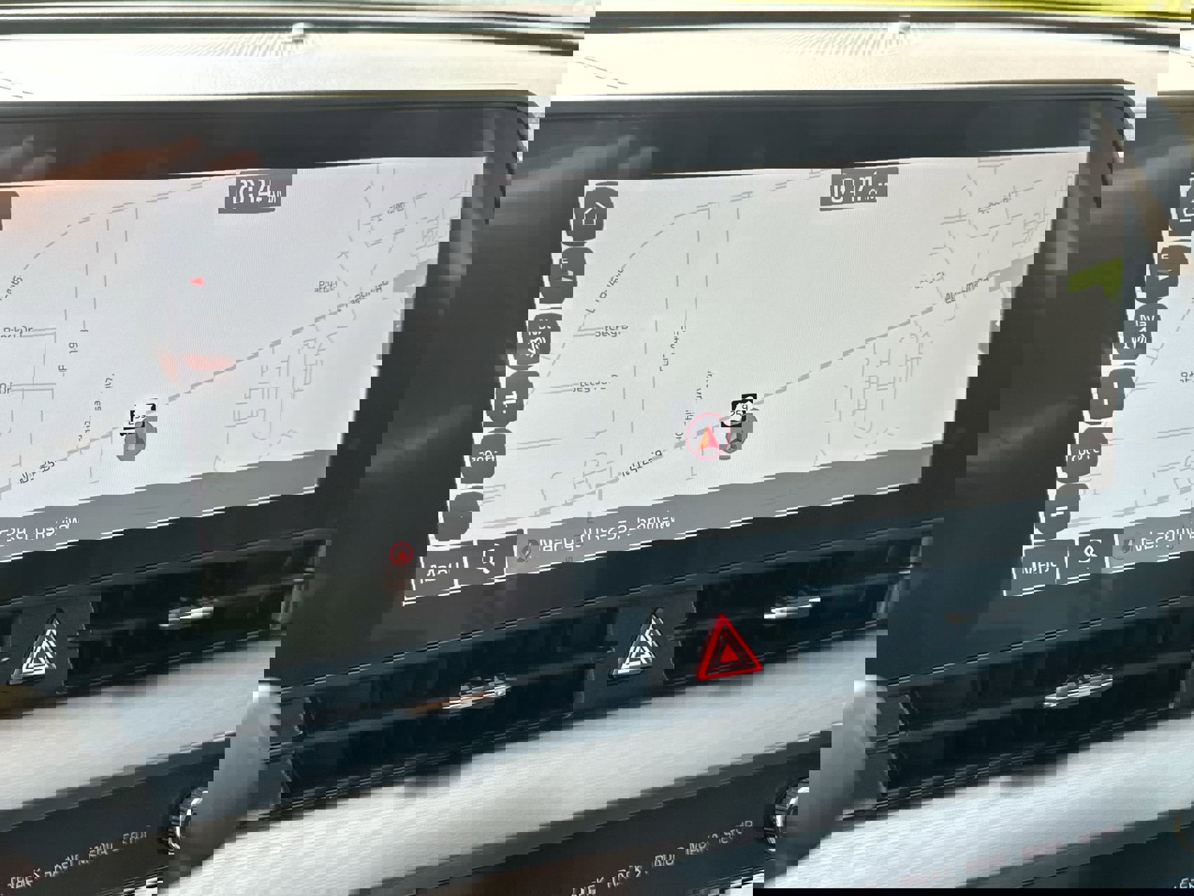 Used 2024 Kia Sportage EX image 13