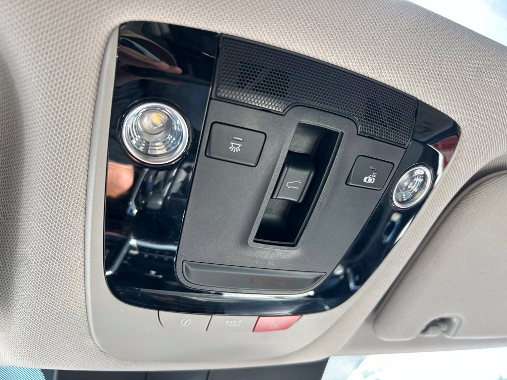 Used 2023 Kia Sorento SX AWD/4WD image 39