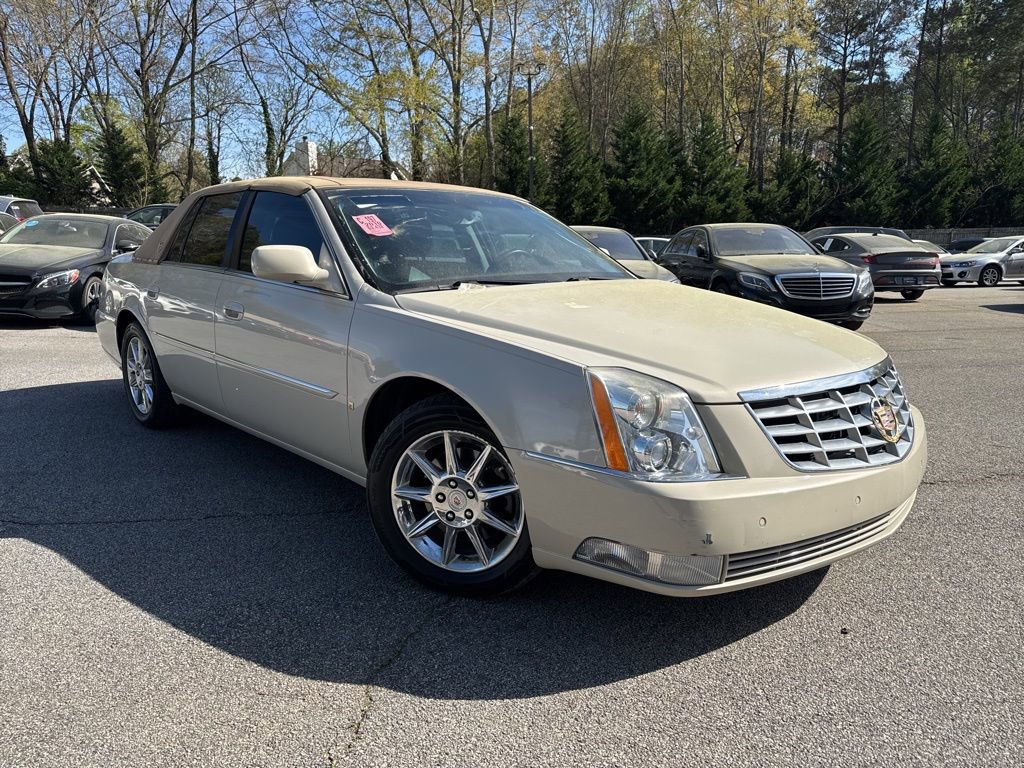 Used 2010 Cadillac DTS Luxury image 5
