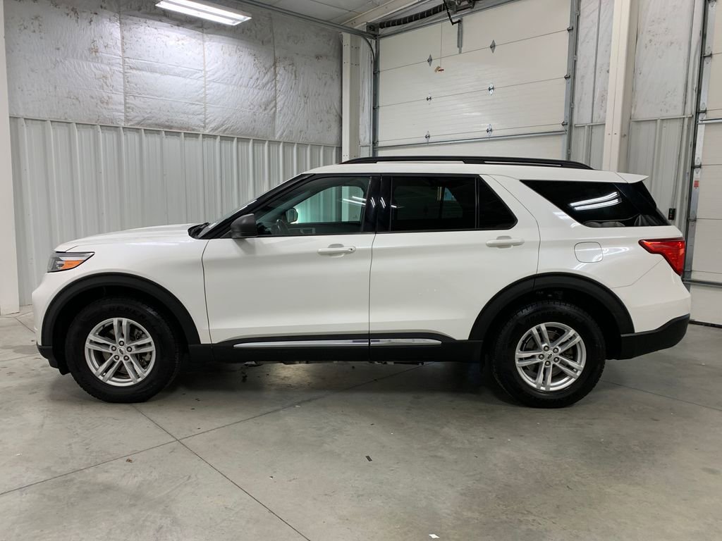 Used 2022 Ford Explorer XLT image 21
