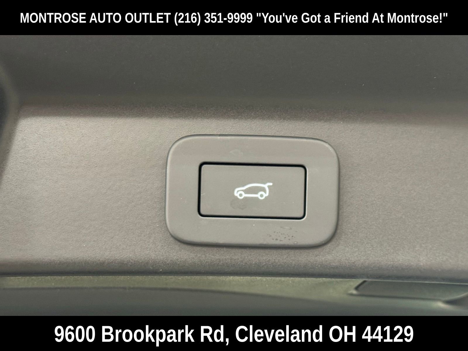 Used 2024 Jaguar F-PACE R-Dynamic S image 43