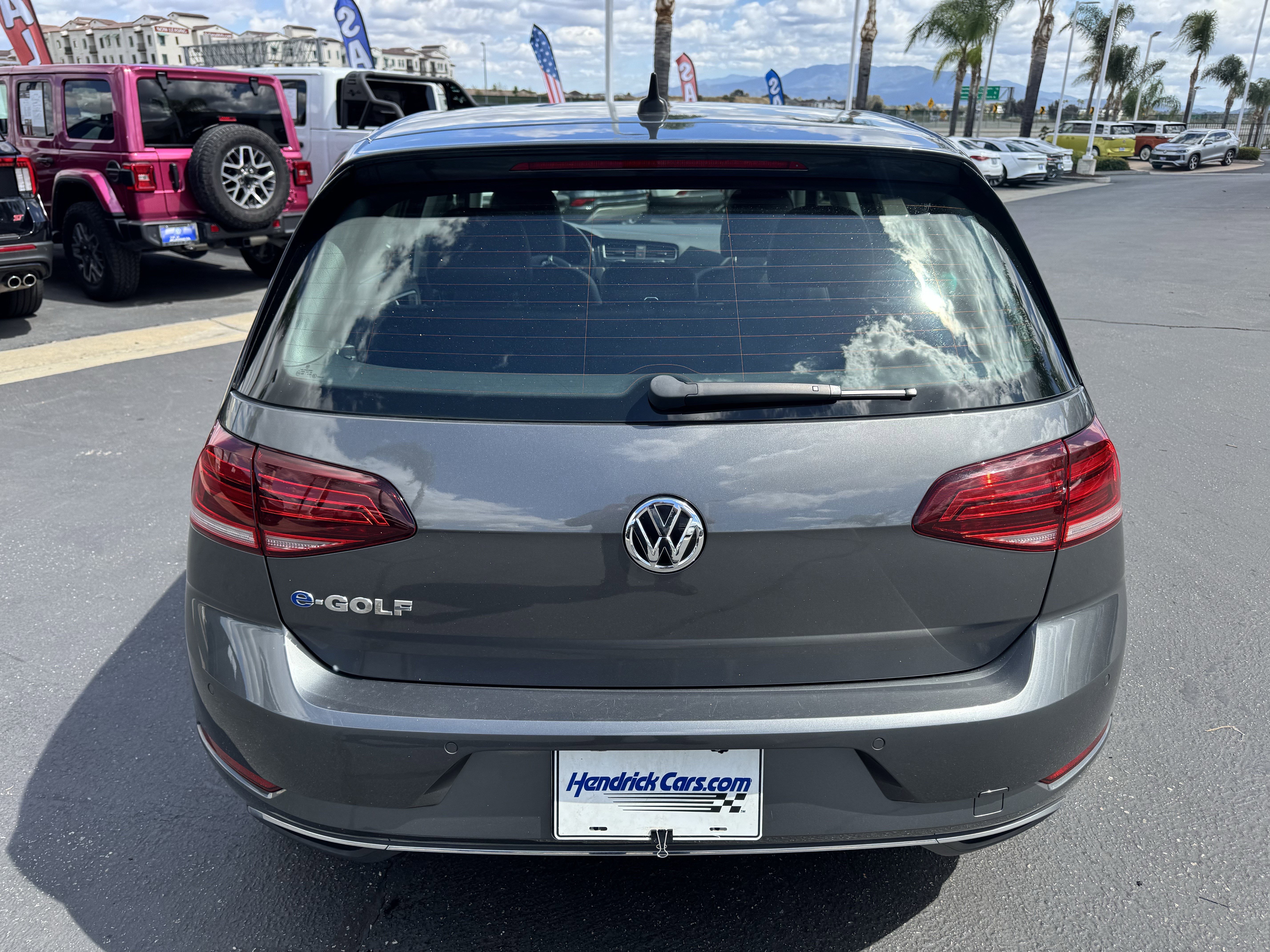 Used 2019 Volkswagen e-Golf SEL Premium image 9