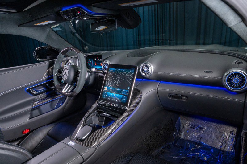 New 2025 Mercedes-Benz AMG GT 43 image 4