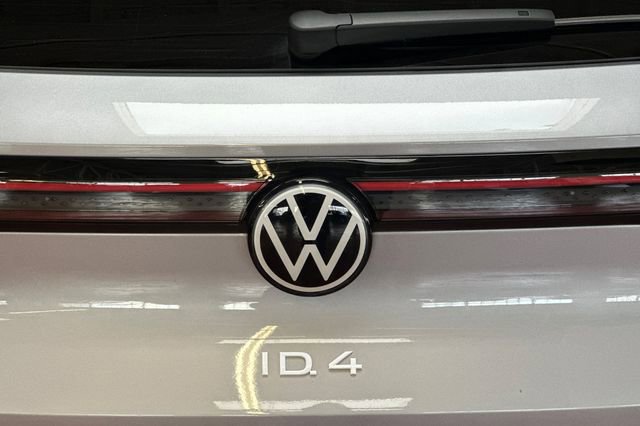 Used 2023 Volkswagen ID.4 S image 36