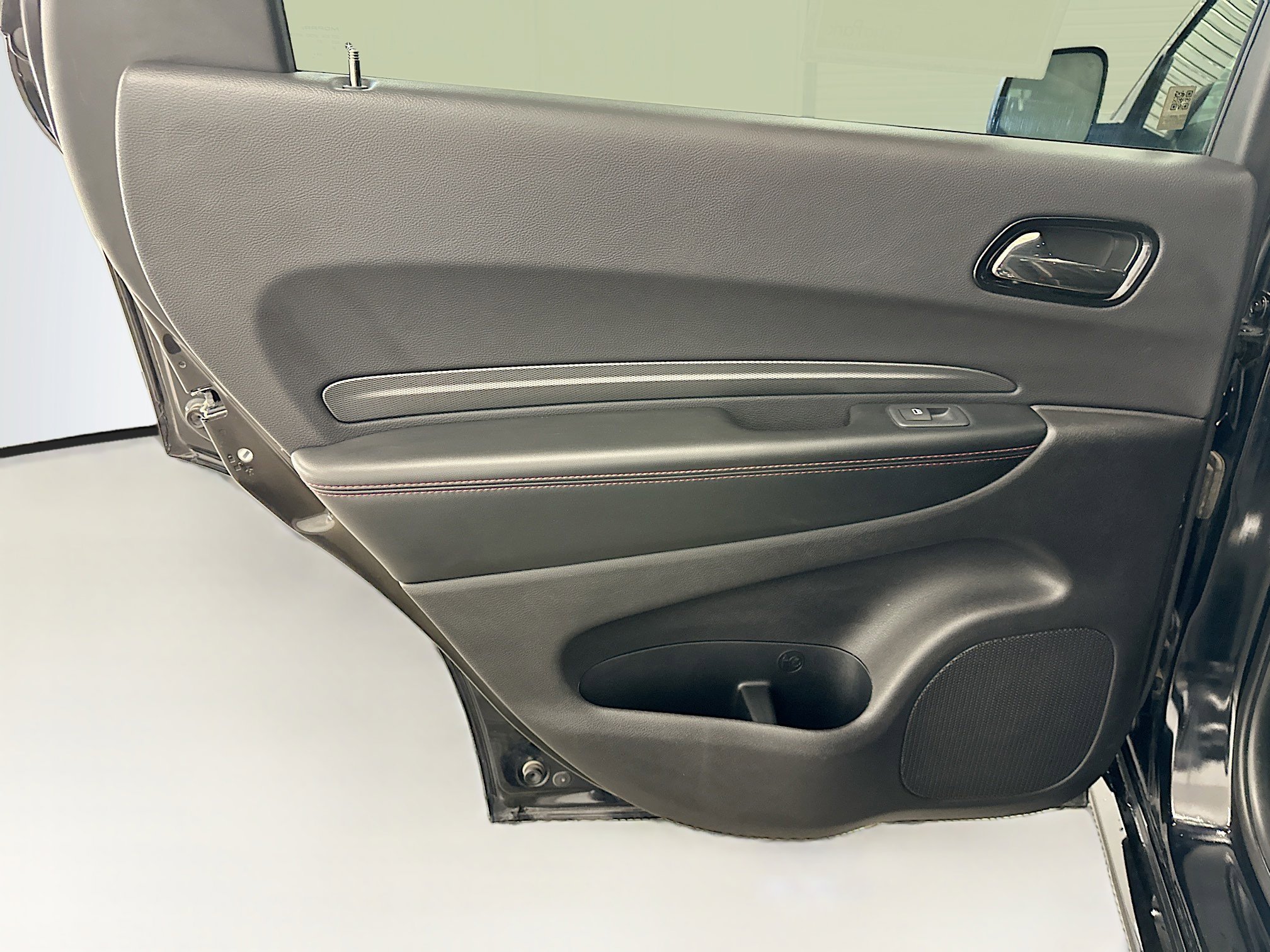 Used 2025 Dodge Durango GT image 28