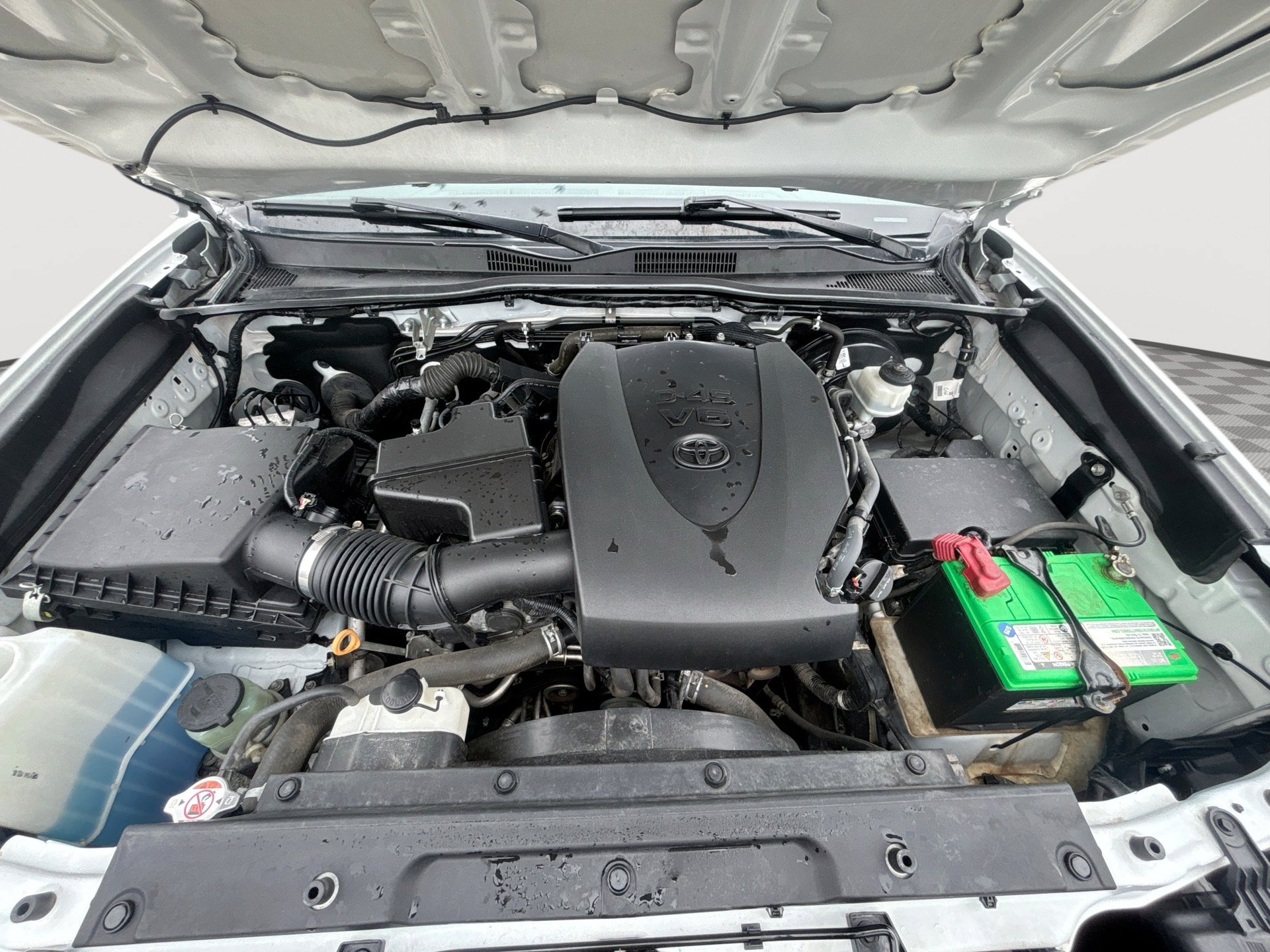 Used 2021 Toyota Tacoma SR AWD/4WD image 17