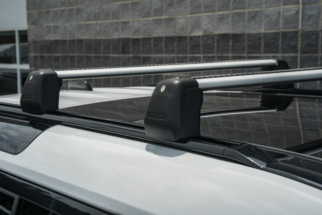 Used 2022 Land Rover Defender 110 SE AWD/4WD image 29