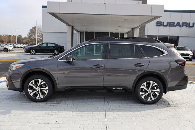 Certified 2022 Subaru Outback Limited image 2