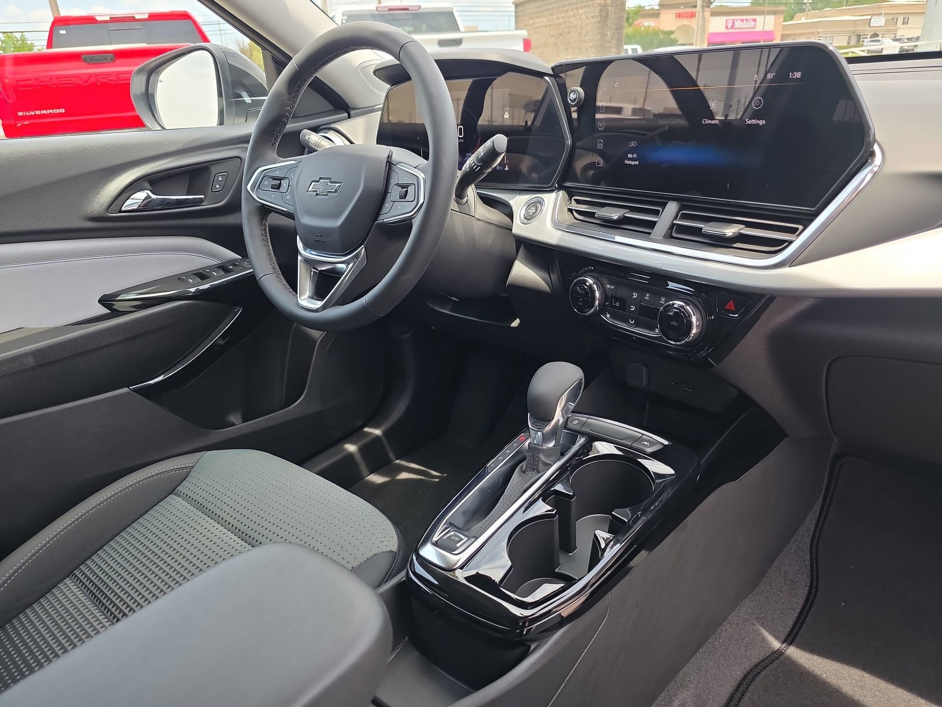 New 2026 Chevrolet Trax LT w/ Driver Confidence Package FWD image 16
