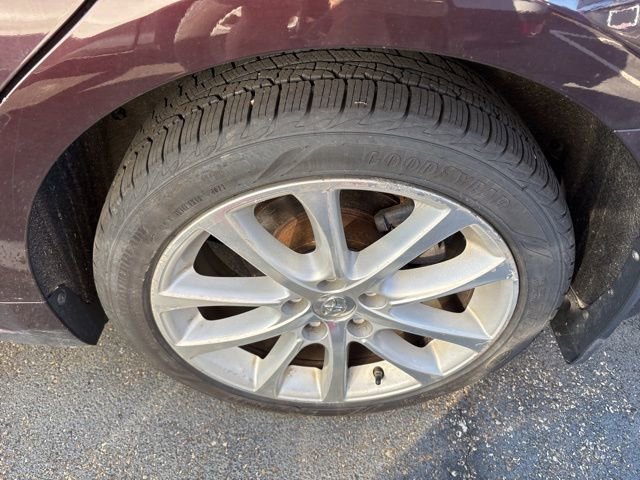 Used 2014 Toyota Avalon Limited FWD image 11