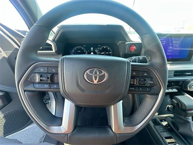 Used 2025 Toyota 4Runner TRD Off-Road image 23