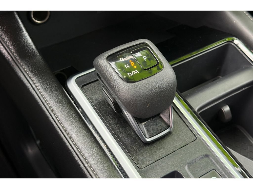 Used 2024 Nissan Pathfinder SV FWD image 25