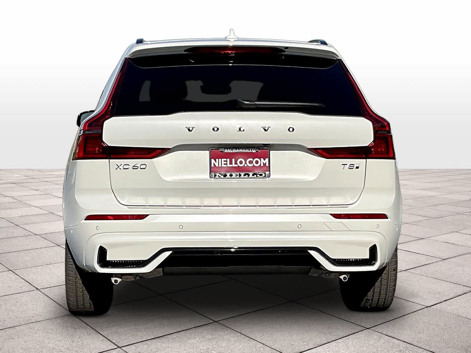 New 2026 Volvo XC60 T8 Plus w/ Climate Package AWD/4WD image 6