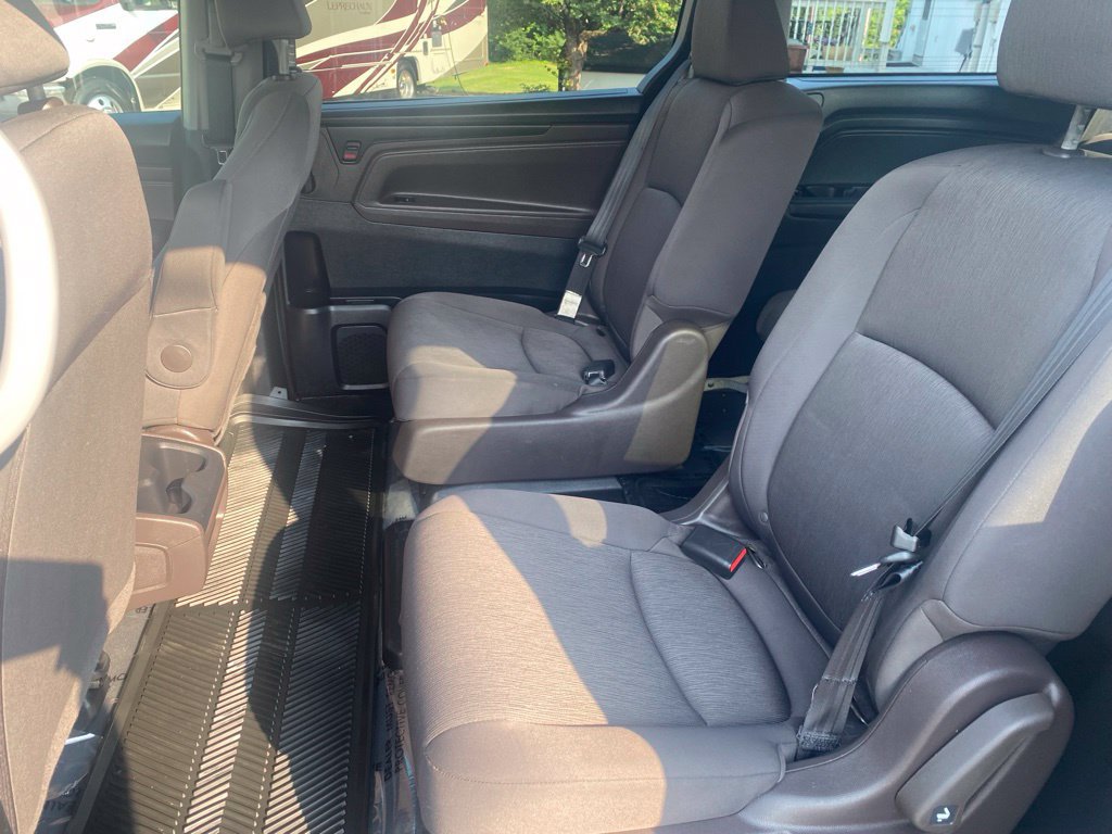 Used 2018 Honda Odyssey LX image 20