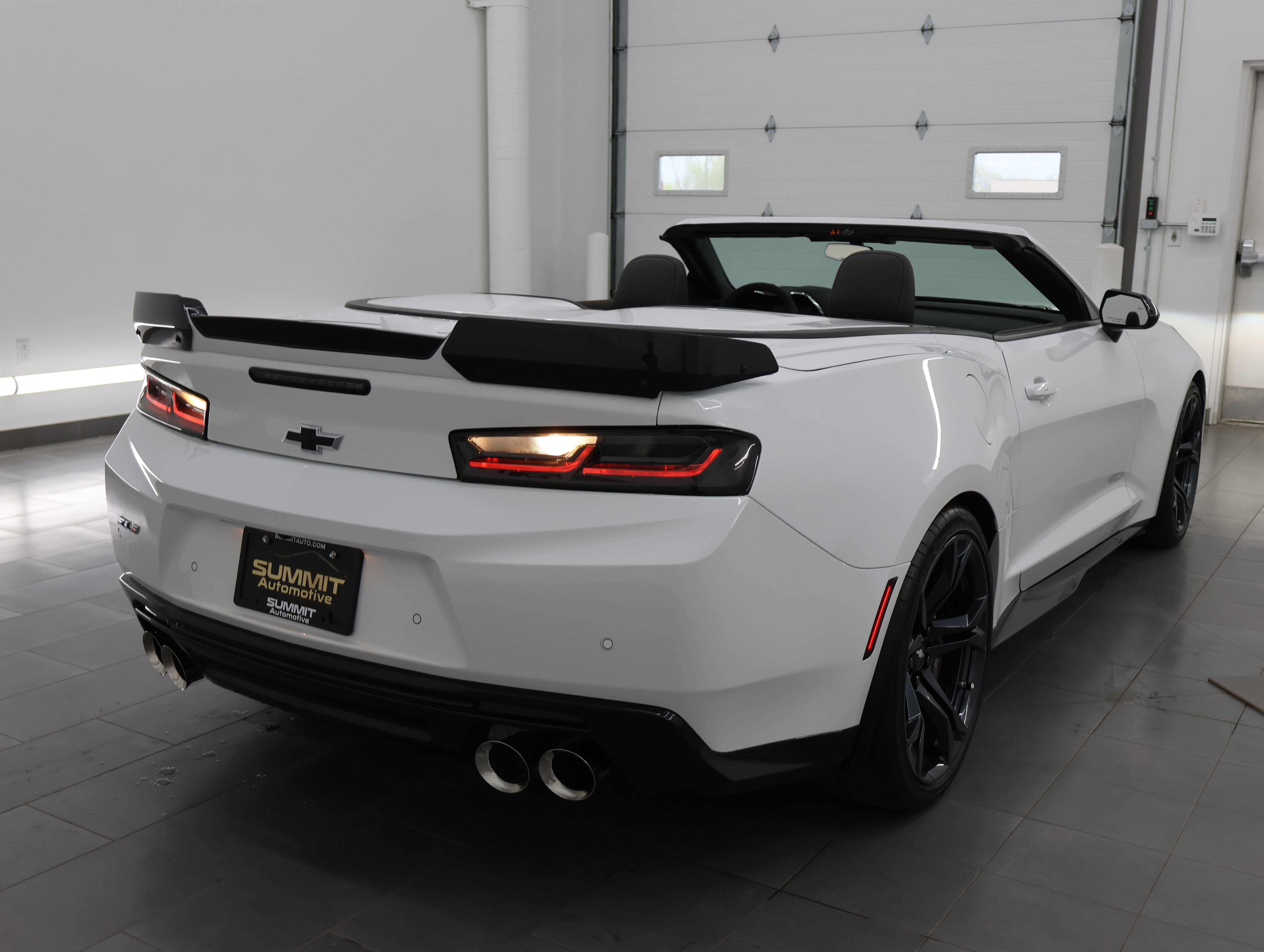 Used 2018 Chevrolet Camaro ZL1 RWD image 59