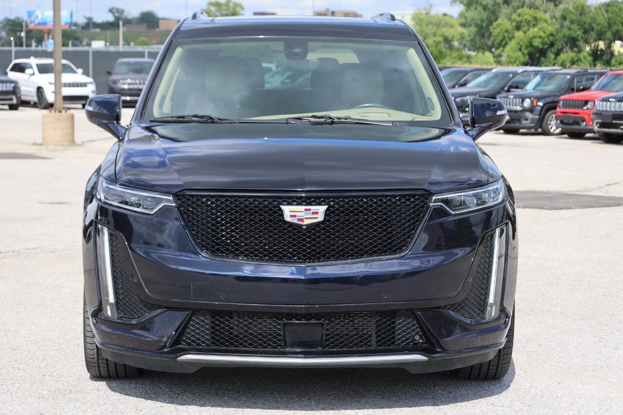 Used 2021 Cadillac XT6 Sport w/ Platinum Package AWD/4WD image 5