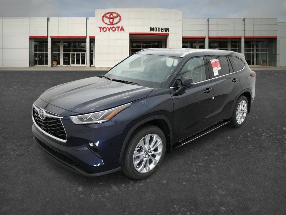 New 2026 Toyota Highlander Limited AWD/4WD image 1
