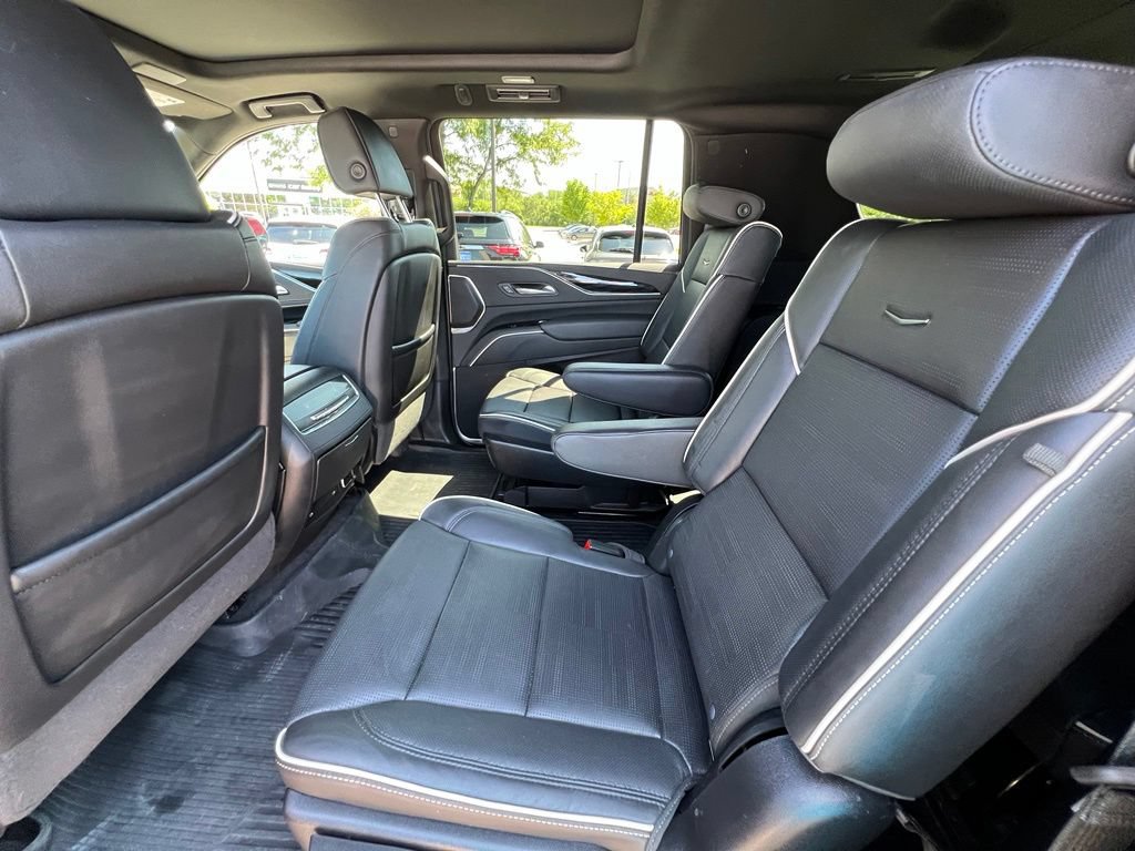 Used 2024 Cadillac Escalade ESV Sport w/ Touring Package AWD/4WD image 24