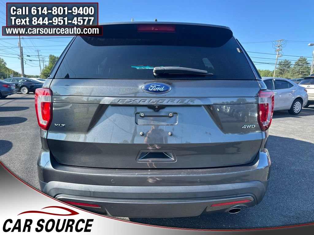 Used 2017 Ford Explorer XLT w/ Equipment Group 202A AWD/4WD image 7