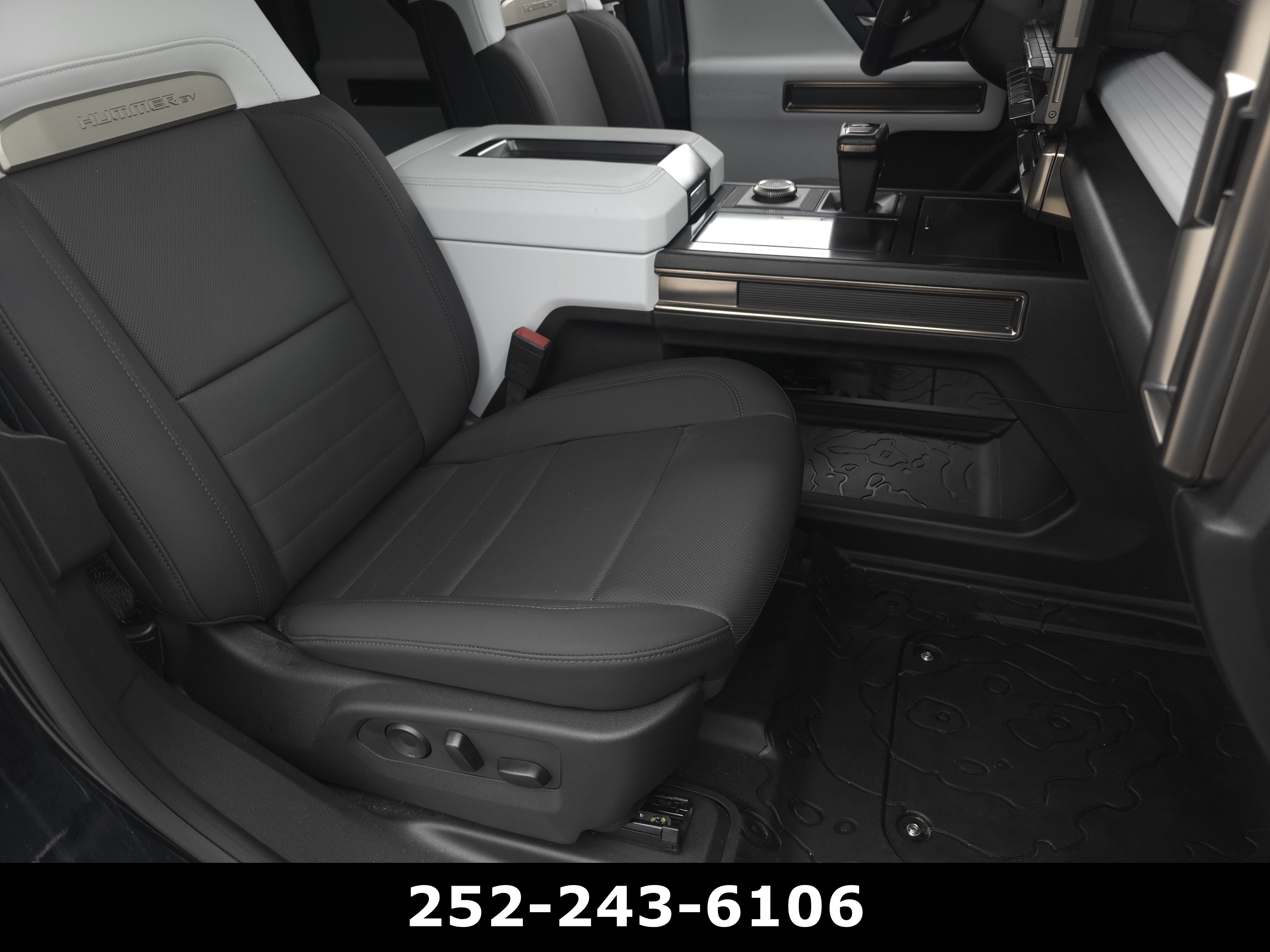 Used 2025 GMC Hummer EV 3X AWD/4WD image 27