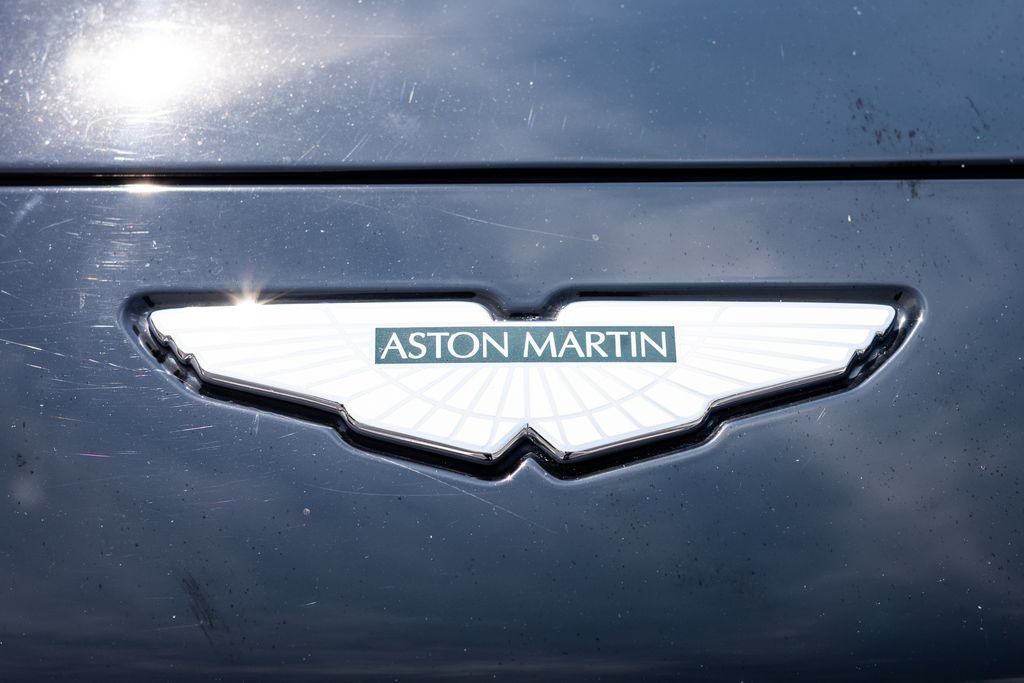 Used 2021 Aston Martin DBX AWD/4WD image 6
