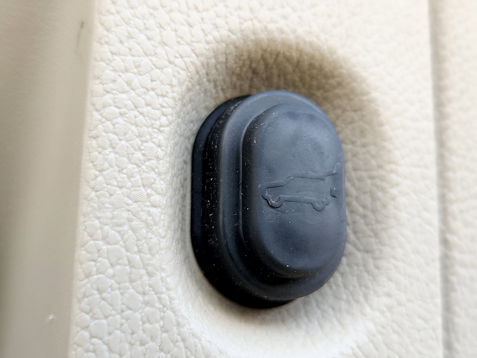 Used 2020 Cadillac Escalade Premium Luxury image 31