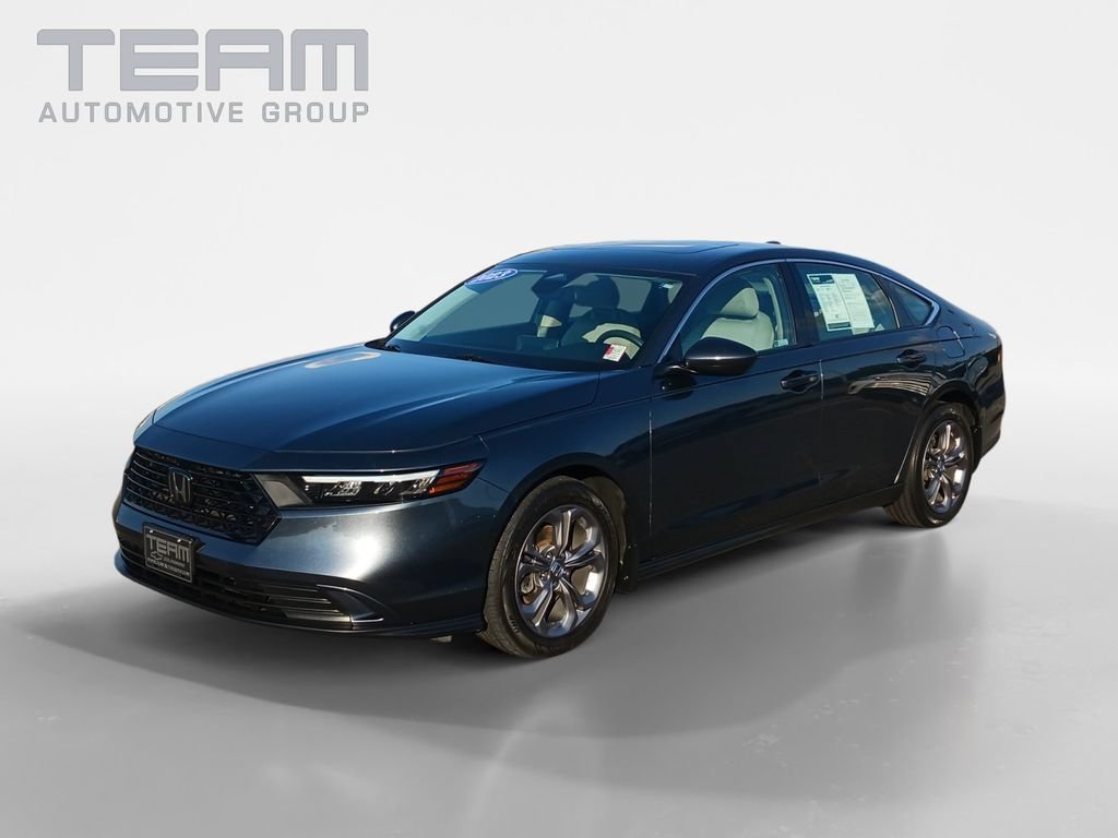 Used 2023 Honda Accord EX image 3