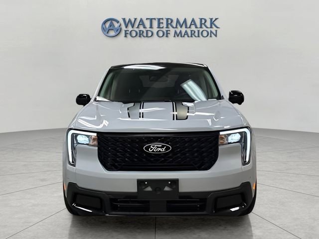 New 2025 Ford Maverick Lariat w/ Black Appearance Package image 8