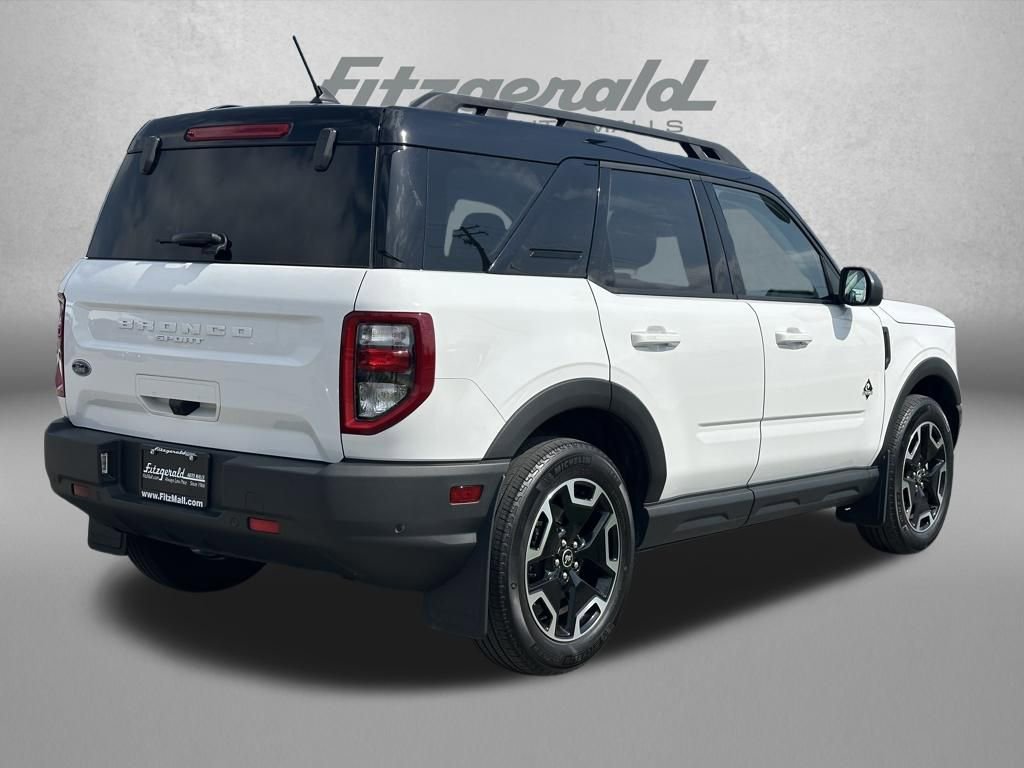 Used 2023 Ford Bronco Sport Outer Banks w/ Tech Package image 5