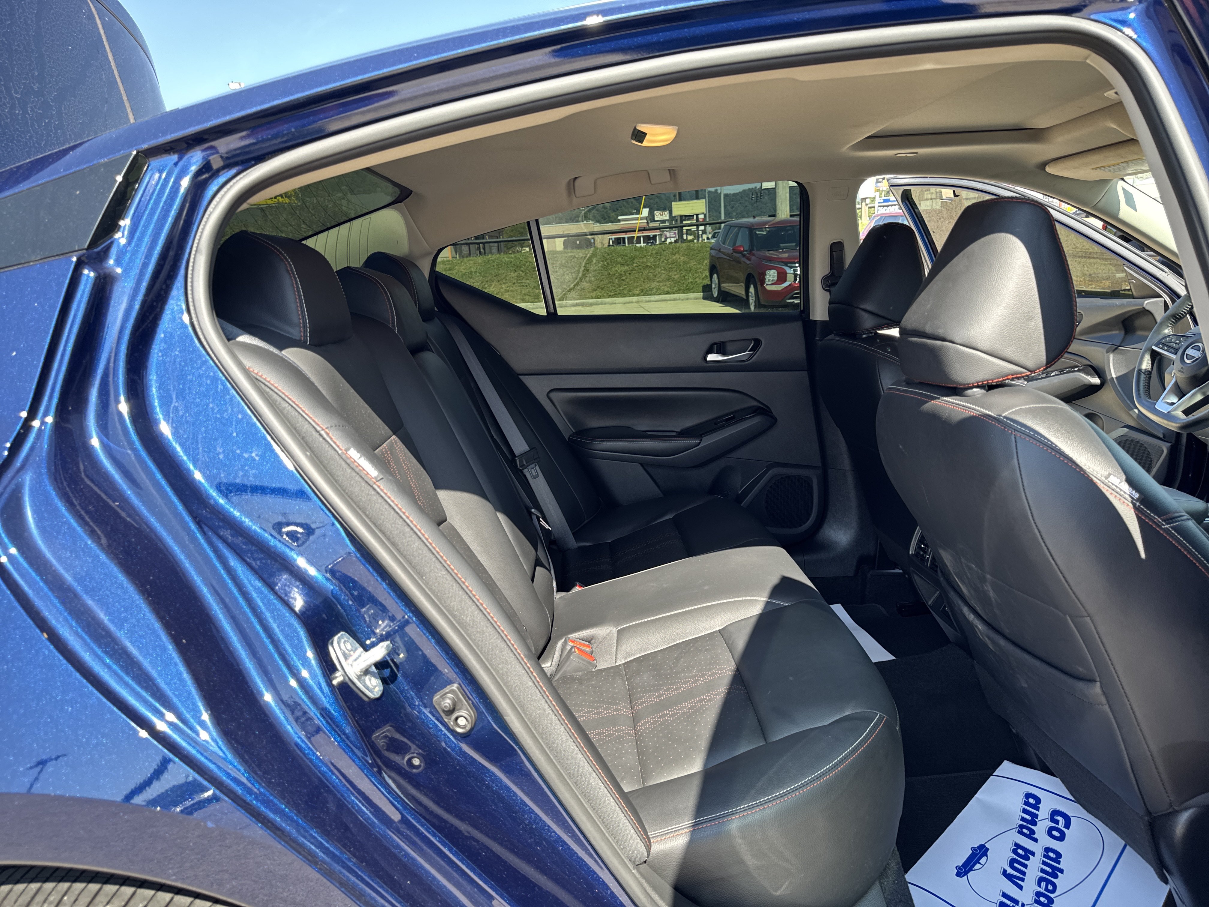 Used 2023 Nissan Altima 2.0 SR FWD image 25