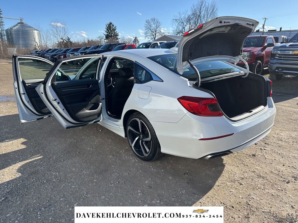 Used 2018 Honda Accord Sport image 29