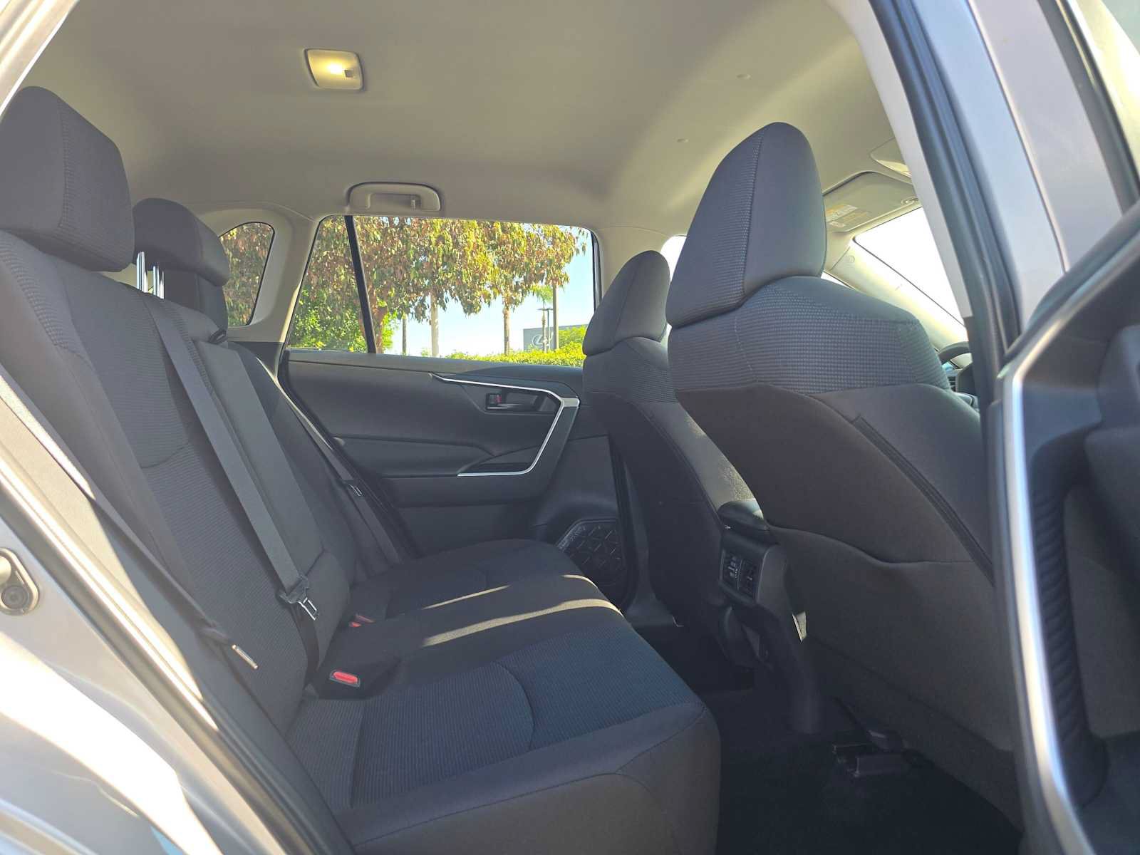 Certified 2025 Toyota RAV4 LE AWD/4WD image 12