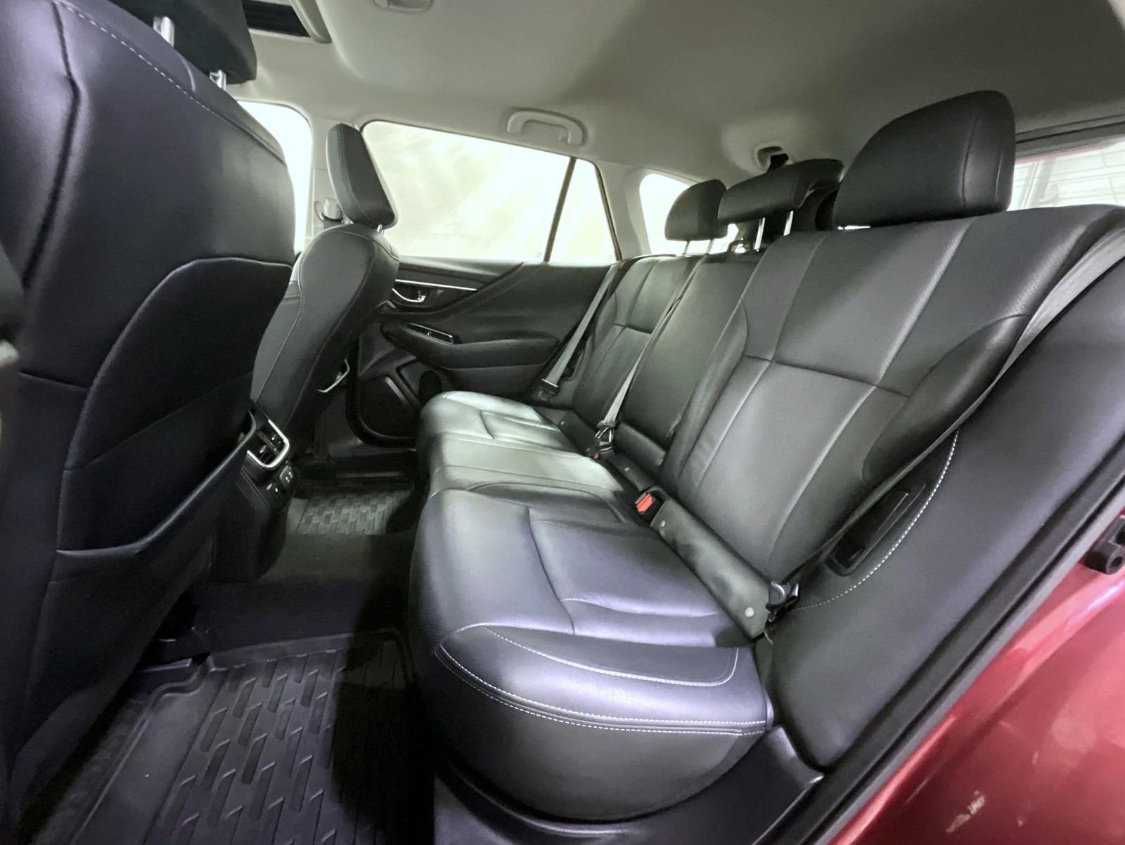 Used 2022 Subaru Outback Limited image 19