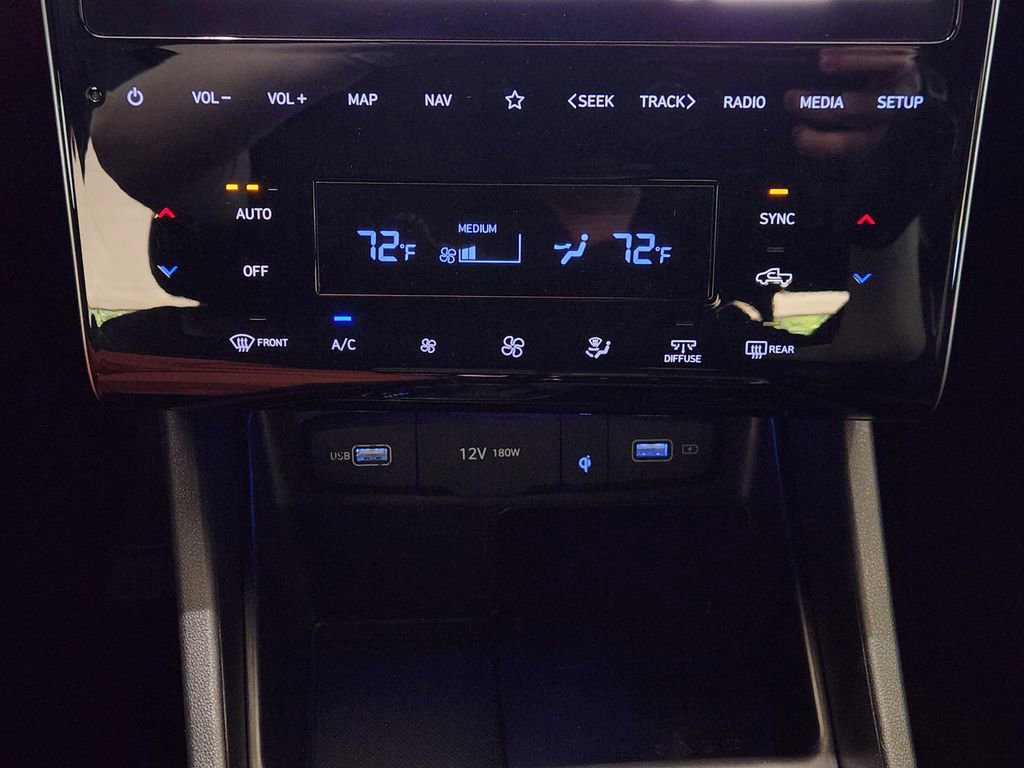 Certified 2024 Hyundai Santa Cruz Limited AWD/4WD image 19