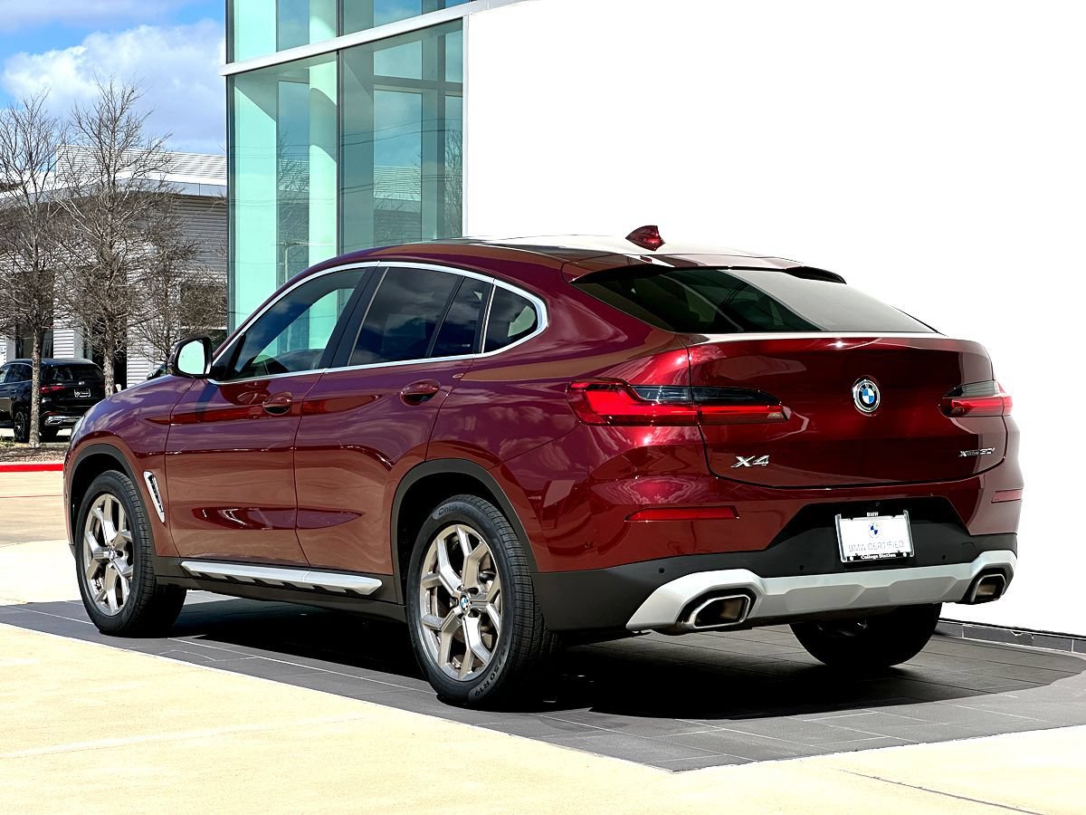 Certified 2025 BMW X4 xDrive30i AWD/4WD image 7