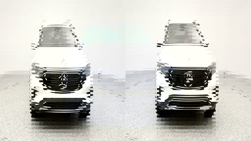 Used 2023 Mercedes-Benz EQB 250+ w/ Exclusive Package image 2