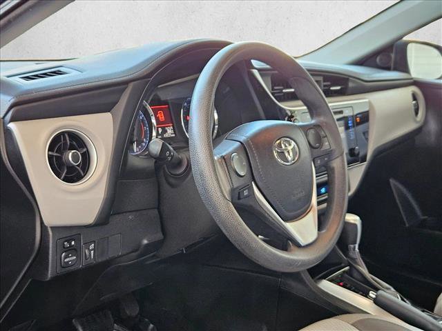 Used 2019 Toyota Corolla LE FWD image 10