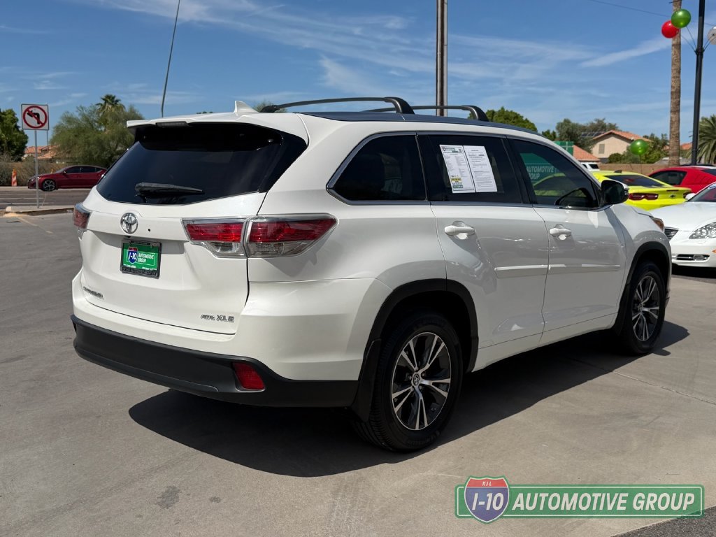 Used 2016 Toyota Highlander XLE AWD/4WD image 9