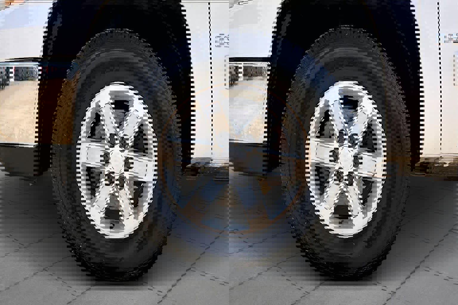 Used 2009 GMC Sierra 1500 SLE w/ Power Pack Plus image 9