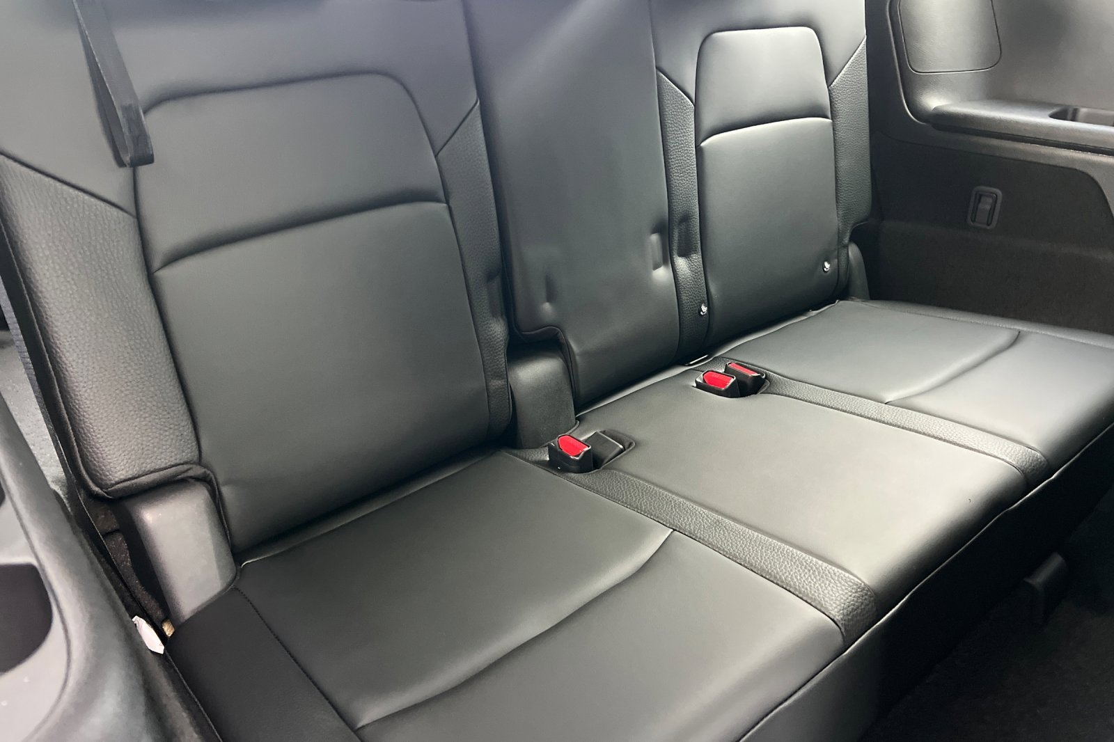 New 2025 Nissan Pathfinder SL w/ Lighting Package (N92) image 18