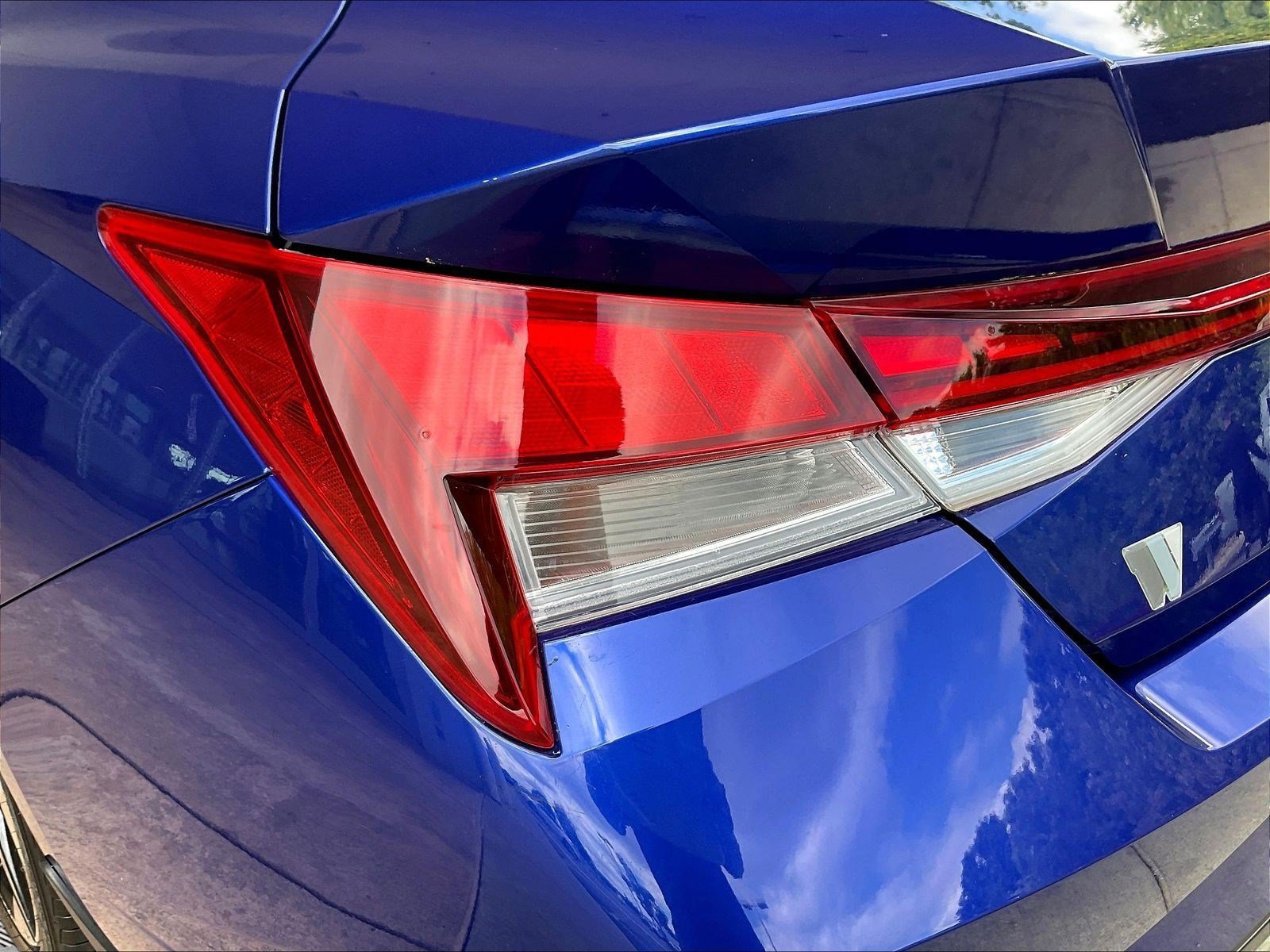 Used 2022 Hyundai Elantra SEL w/ Convenience + Premium Package FWD image 21