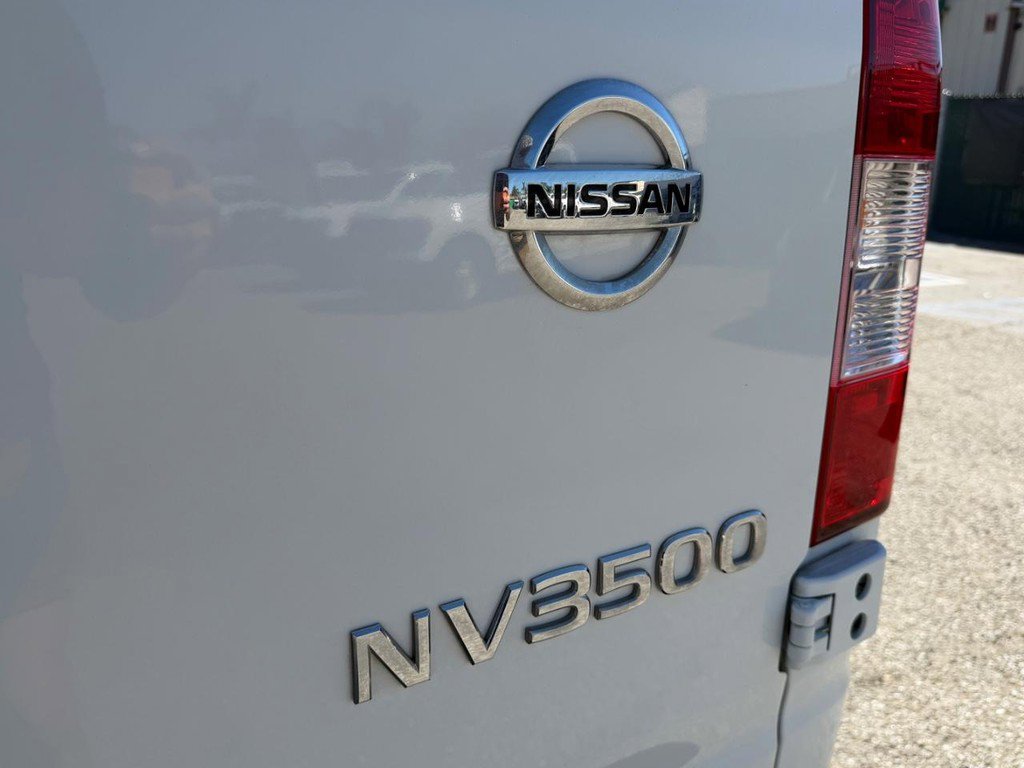 Used 2019 Nissan NV 3500 SL w/ Back Door Glass Package image 50