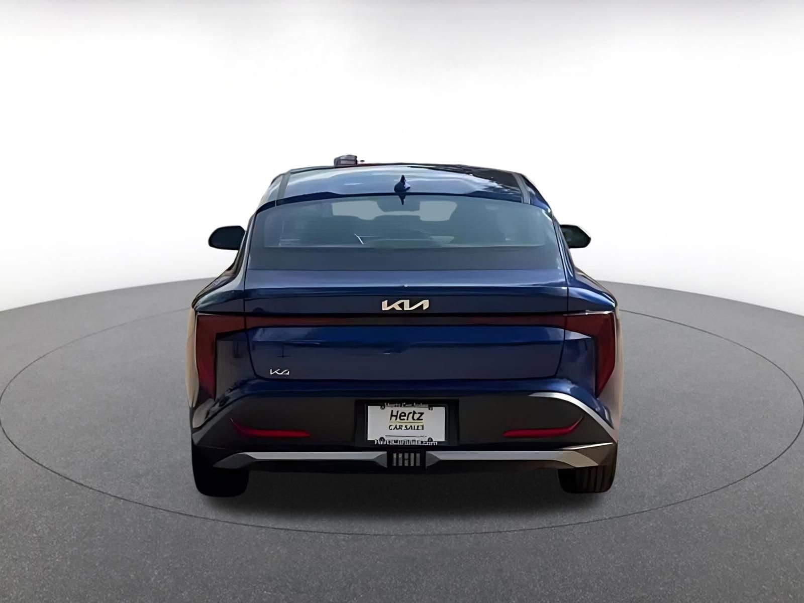 Used 2025 Kia K4 LXS image 12