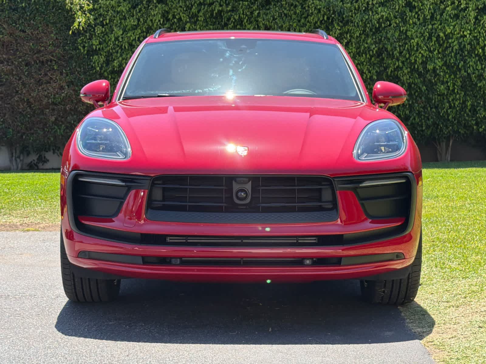 New 2026 Porsche Macan AWD/4WD image 11