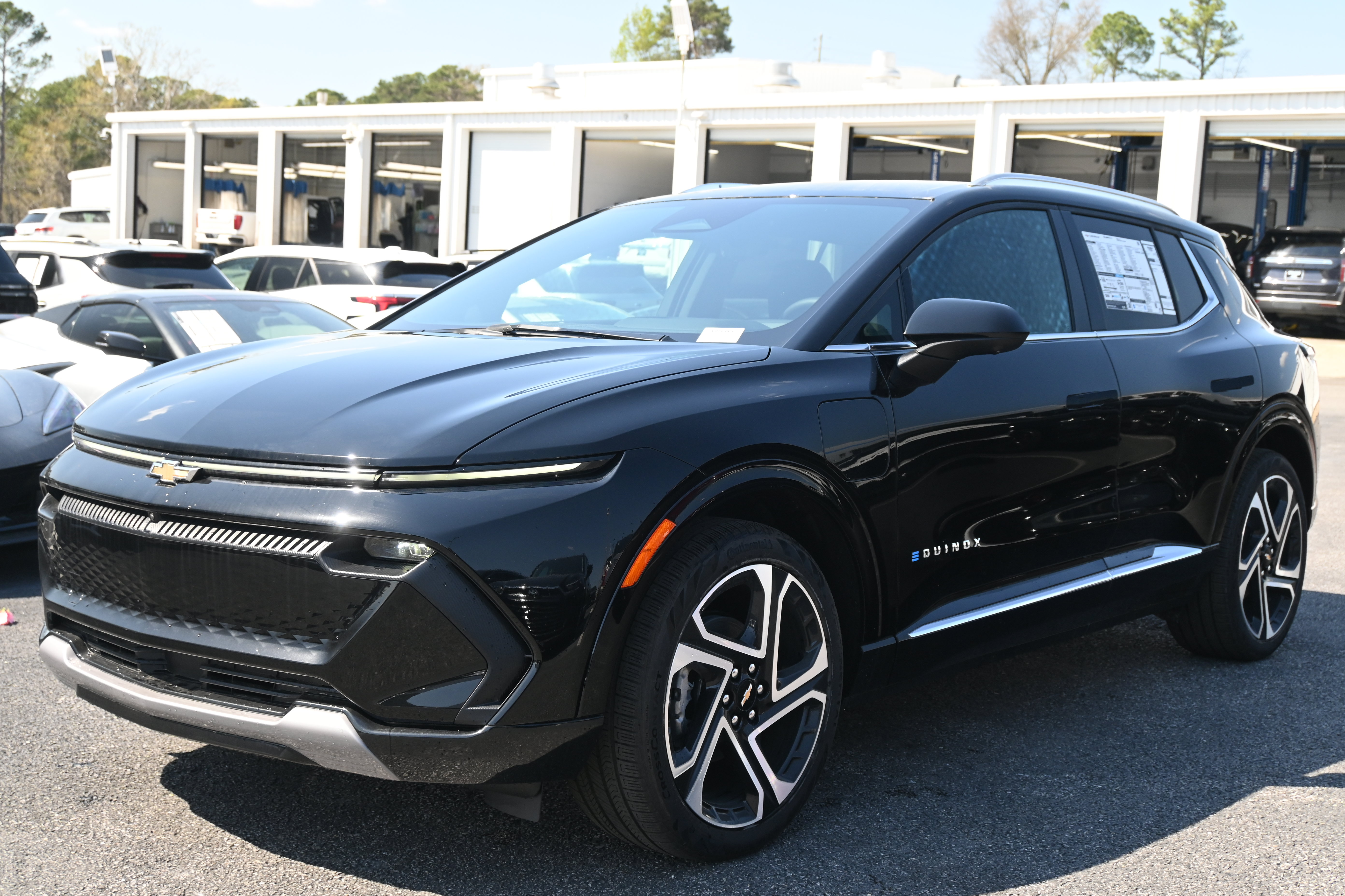 New 2026 Chevrolet Equinox EV LT w/ Convenience Package II FWD image 5