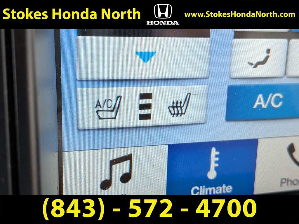Used 2017 Ford Flex Limited w/ Equipment Group 303A AWD/4WD image 27