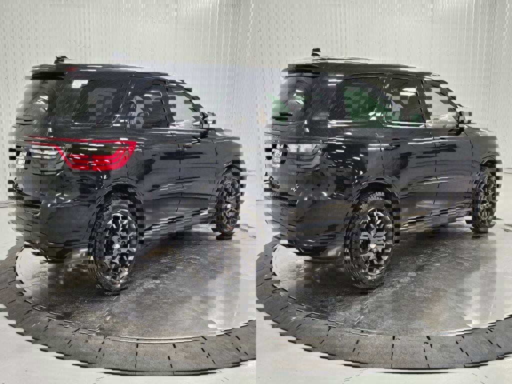 Used 2018 Dodge Durango R/T image 5