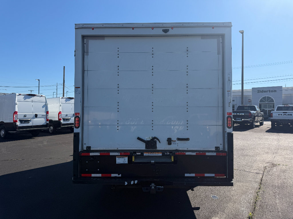 Used 2022 GMC Savana 3500 Extended w/ Power Convenience Package RWD image 7