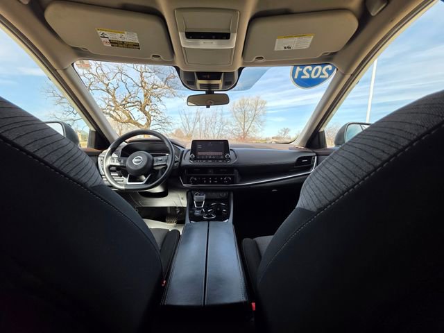 Used 2021 Nissan Rogue S image 29