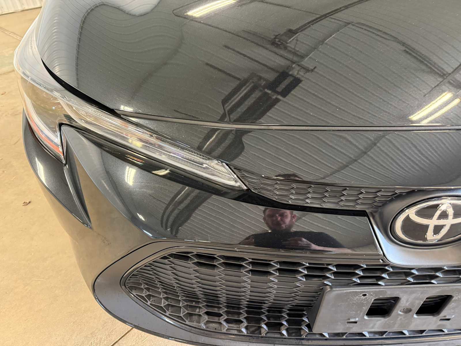 Certified 2020 Toyota Corolla LE FWD image 4